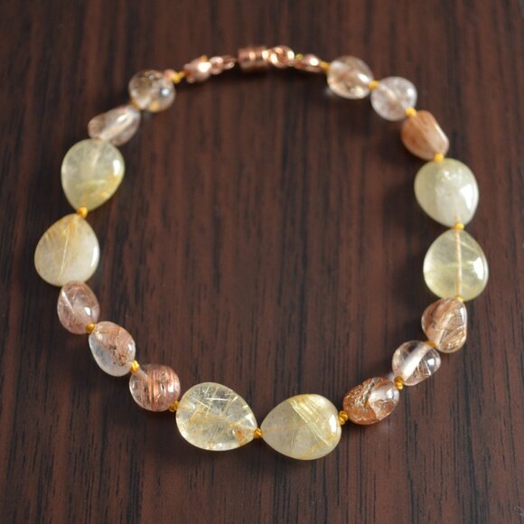 Hand Knotted Golden Rutilated Quartz Gemstone Bracelet in Rose Gold - Picture 9 of 11
